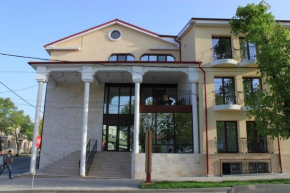  Hotel Anina  Текиргиол